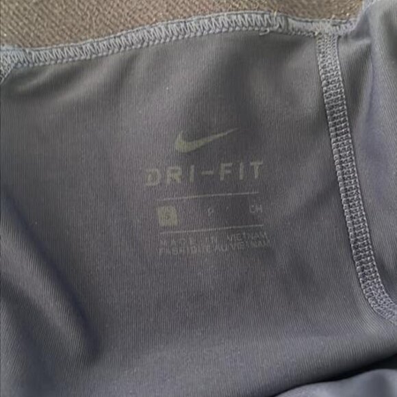 Nike pro 3" purple/blue compression shorts - Picture 6 of 6